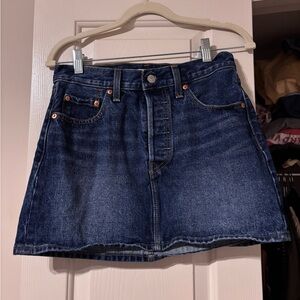 Levi’s Denim Mini Skirt